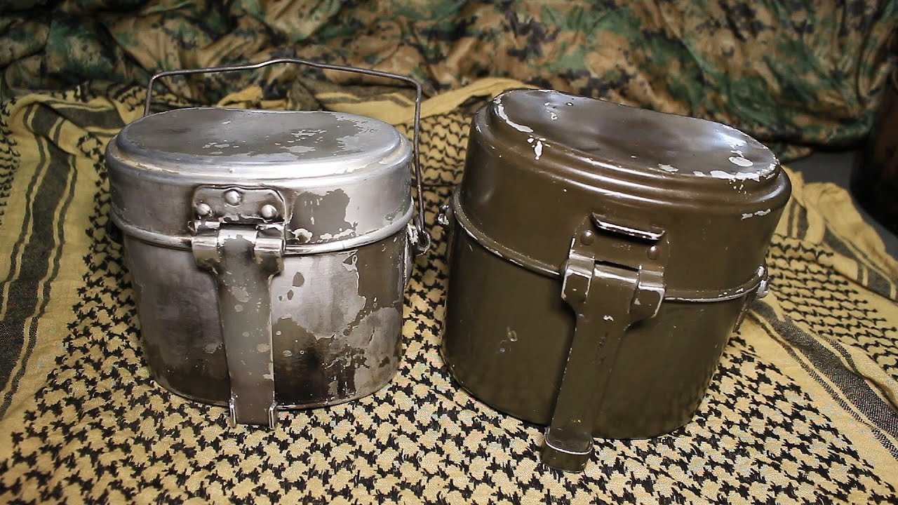 Comparison of East and West German army mess kit / NVA