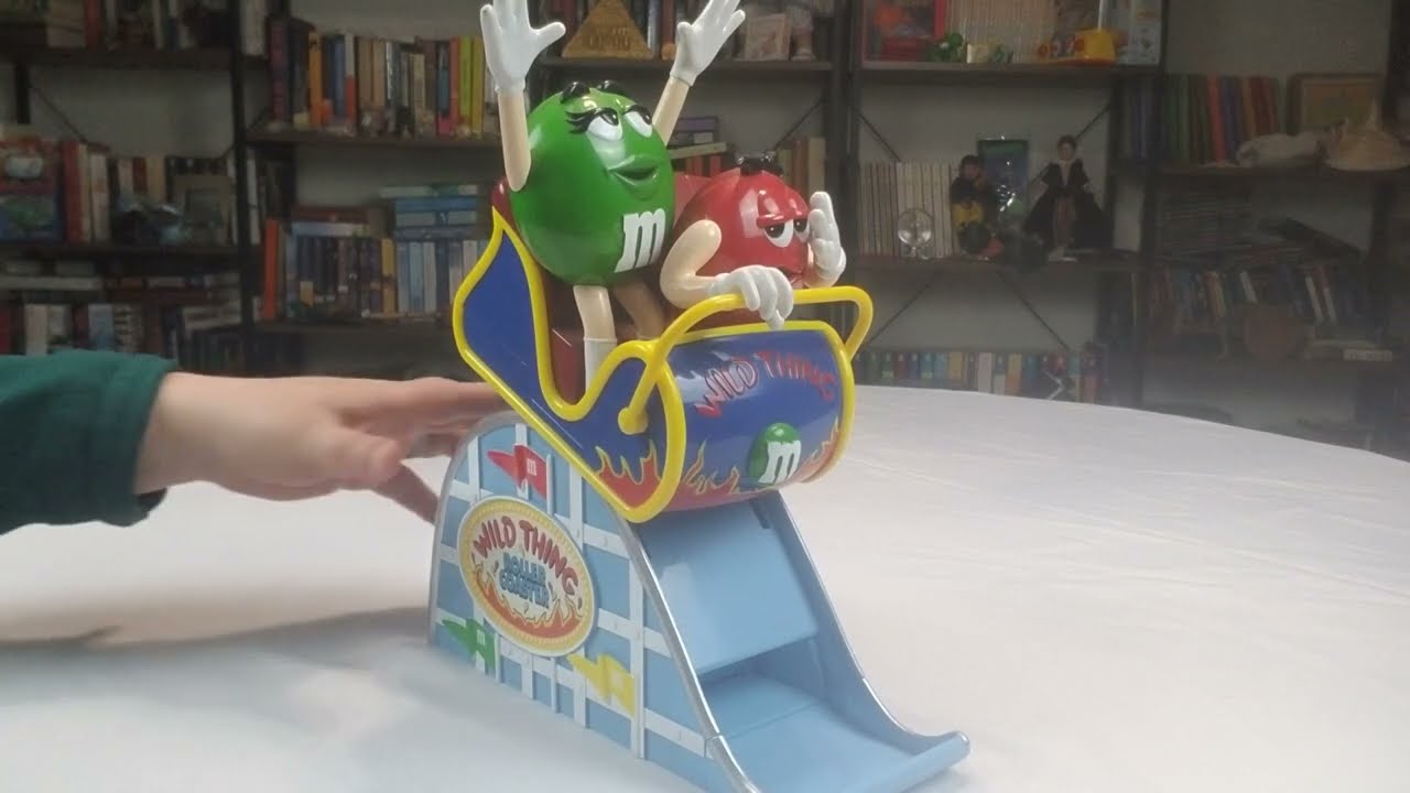 2002 M&M's Wild Thing Roller Coaster 2nd Edition - YouTube