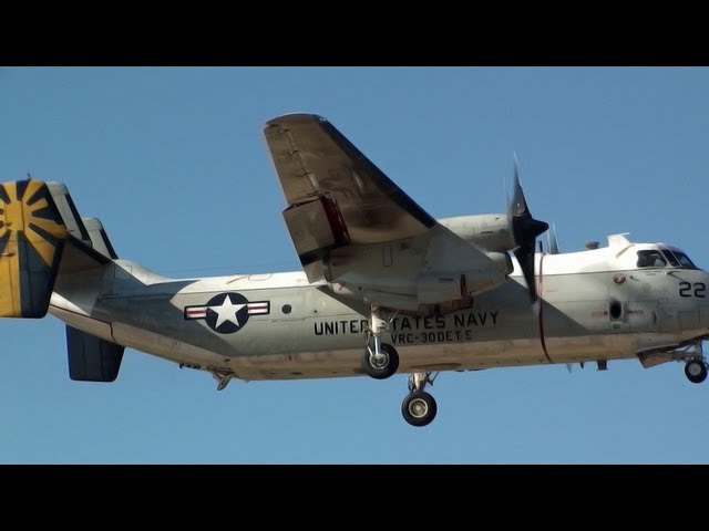 VRC-30 C-2 Greyhound Providers landing!! NAF Atsugi 厚木航空基地