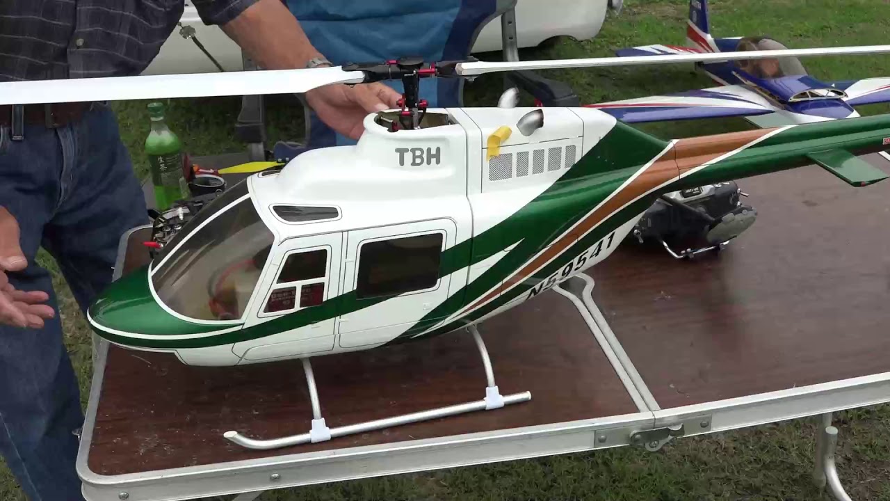 中型ラジコンヘリコプター ジェットレンジャーが飛ぶ - YouTube