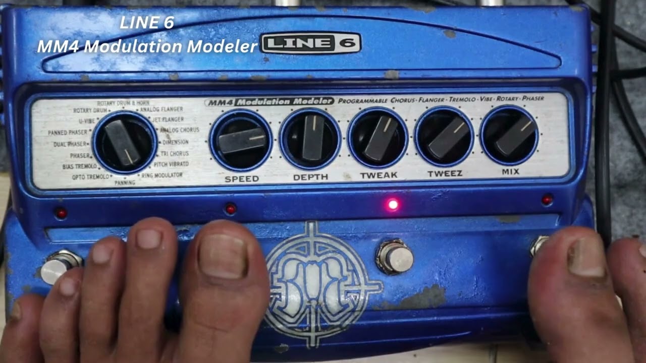 LINE 6 / MM4 Modulation Modeler - YouTube