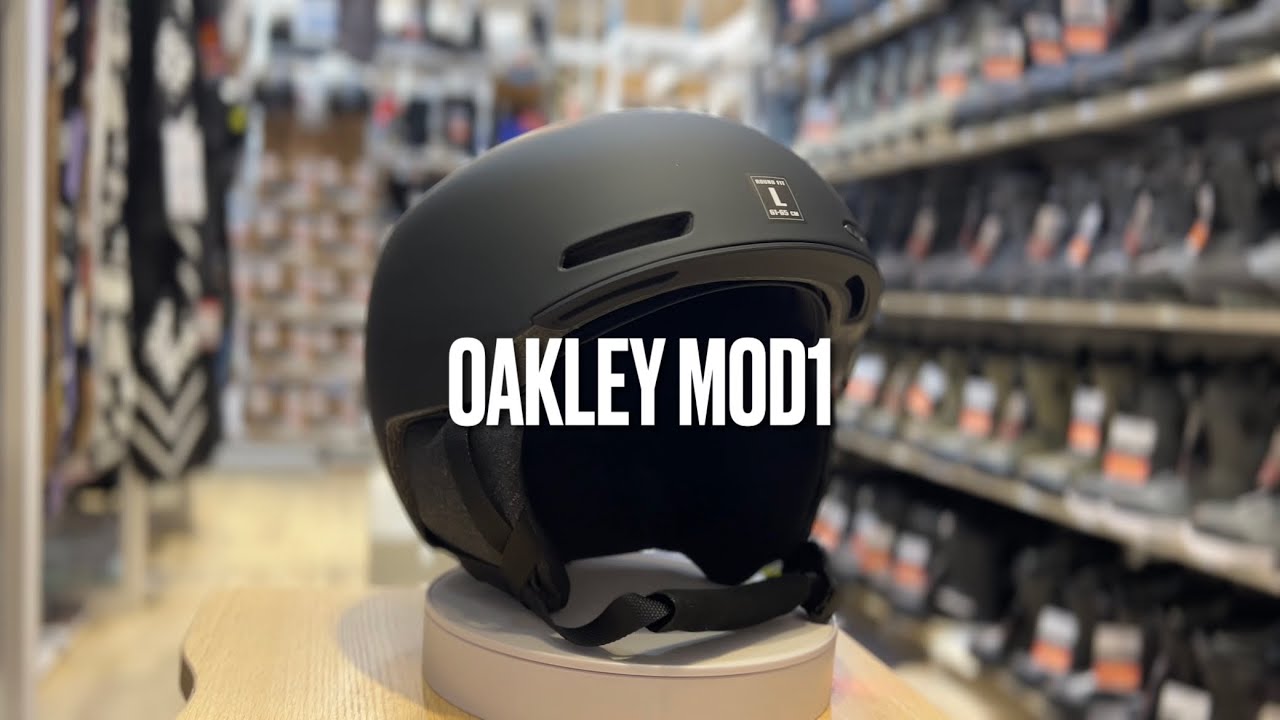 雪山に必要な機能をシンプルに揃えたスノーヘルメット OAKLEY MOD 1