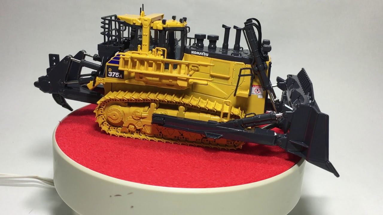 ファーストギア 1/50 コマツ D375A-8 ブルドーザ ダイキャスト製塗装