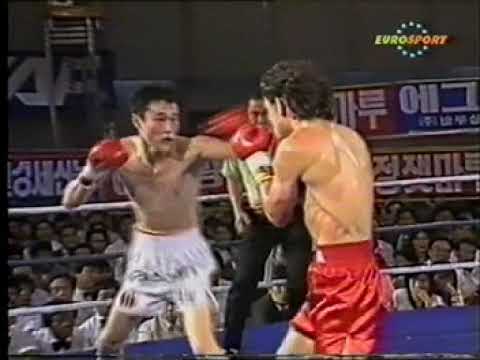 Hilario Zapata vs Shigeo Nakajima II - YouTube