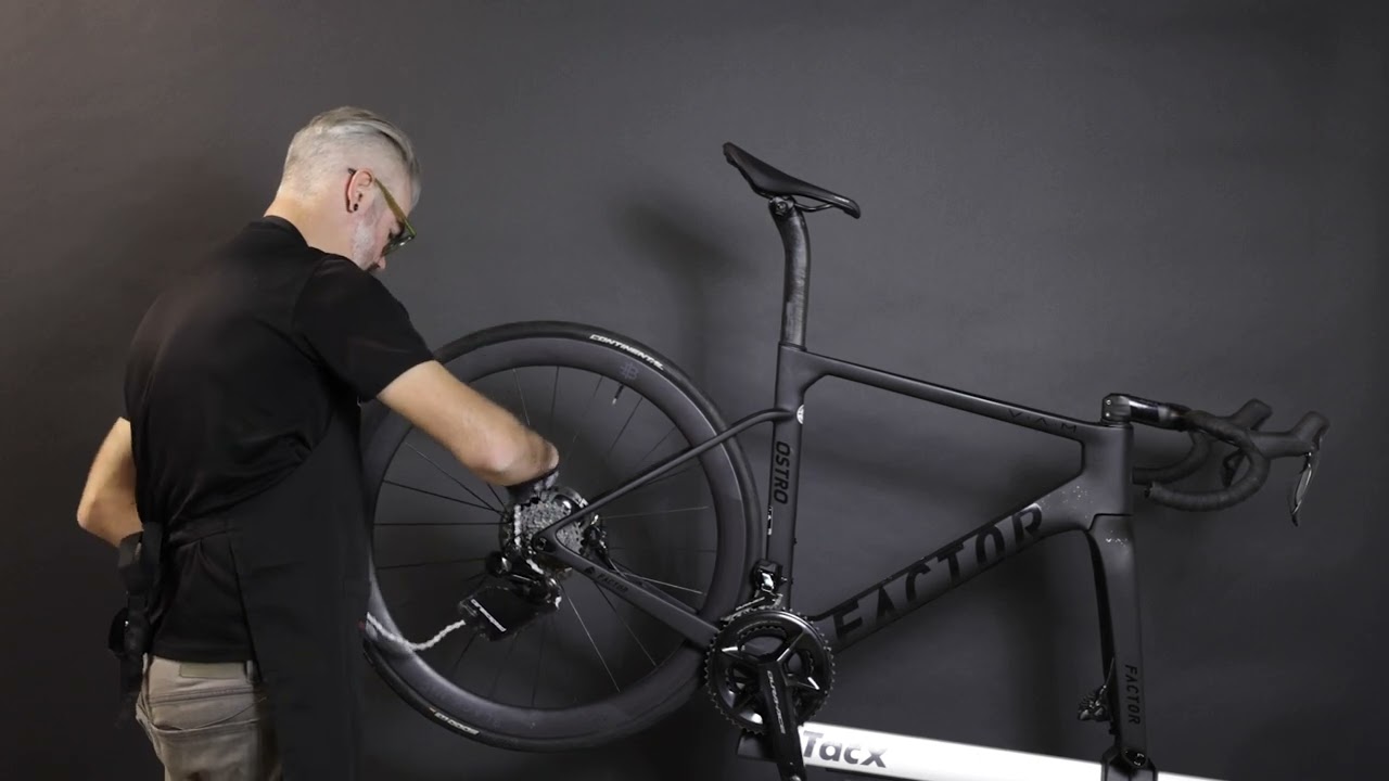 CeramicSpeed OSPW Aero Shimano 9250 and 8150 Installation - YouTube