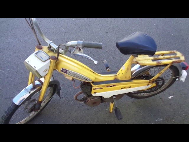 Motobecane Mobylette AV7 1974 - YouTube