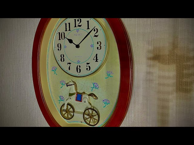 SEIKO RE510B カントリーハウス からくり時計 - YouTube