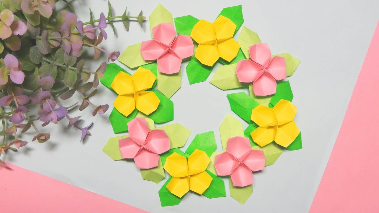 折り紙】簡単お花！花のリース【Easy origami】 Flower wreath - YouTube