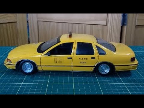 1995 Chevrolet Caprice NYC taxicab, 1:18 scale, UT Models - YouTube