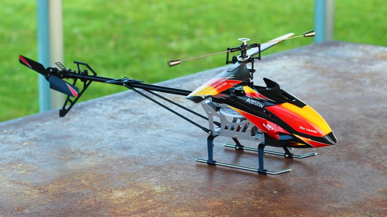 WLtoys V913 RC Helicopter - A REALISTIC Review - TheRcSaylors