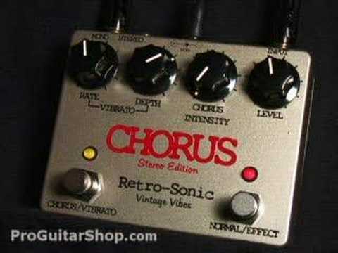 Retro Sonic Stereo Chorus CE-1 - YouTube