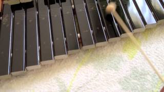 ヤマハ YAMAHA 卓上木琴30音 No.185 - YouTube