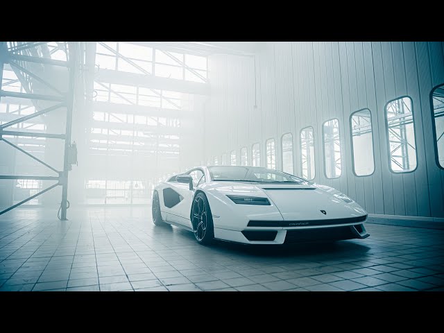 The Revival of a Legend the 2022 Lamborghini Countach - YouTube