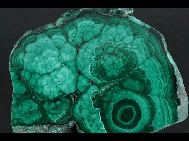 マラカイト (孔雀石) 原石 二面磨き 84g / Malachite - YouTube