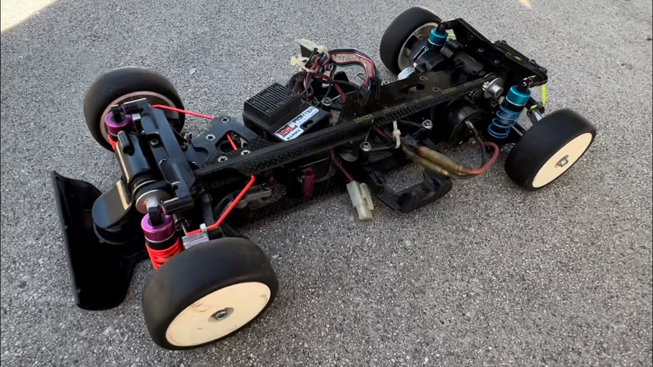 Tamiya TA03R - TRF - YouTube