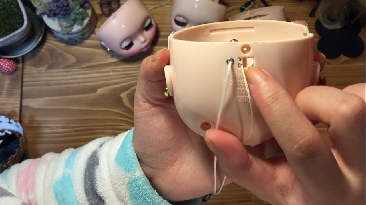 ブライス 眠り目仕様 プチカスタム(開頭あり) - YouTube