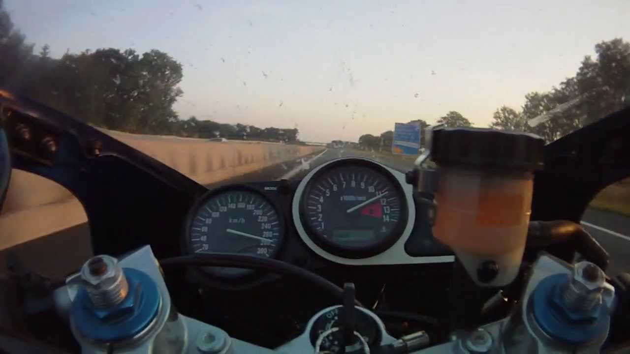 Motorcycle top speed & tunnel run on Kawasaki ZX-9R 1998 - YouTube