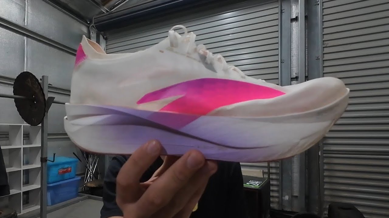 Anta C202 G9 2 Review: Soft Smooth Rhythmic Racer - YouTube