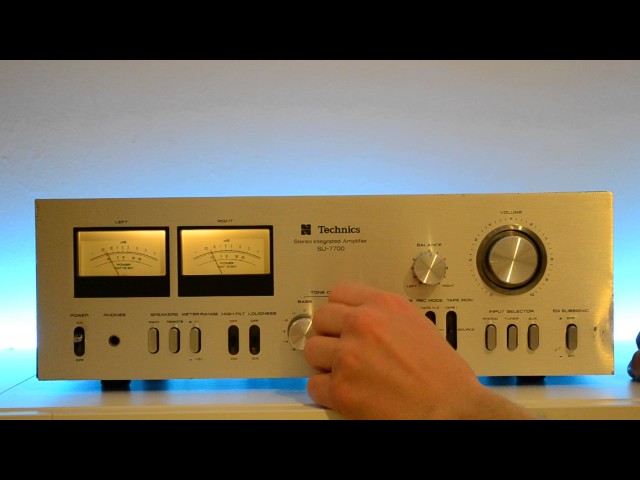 Technics amplifier SU 7700 - YouTube