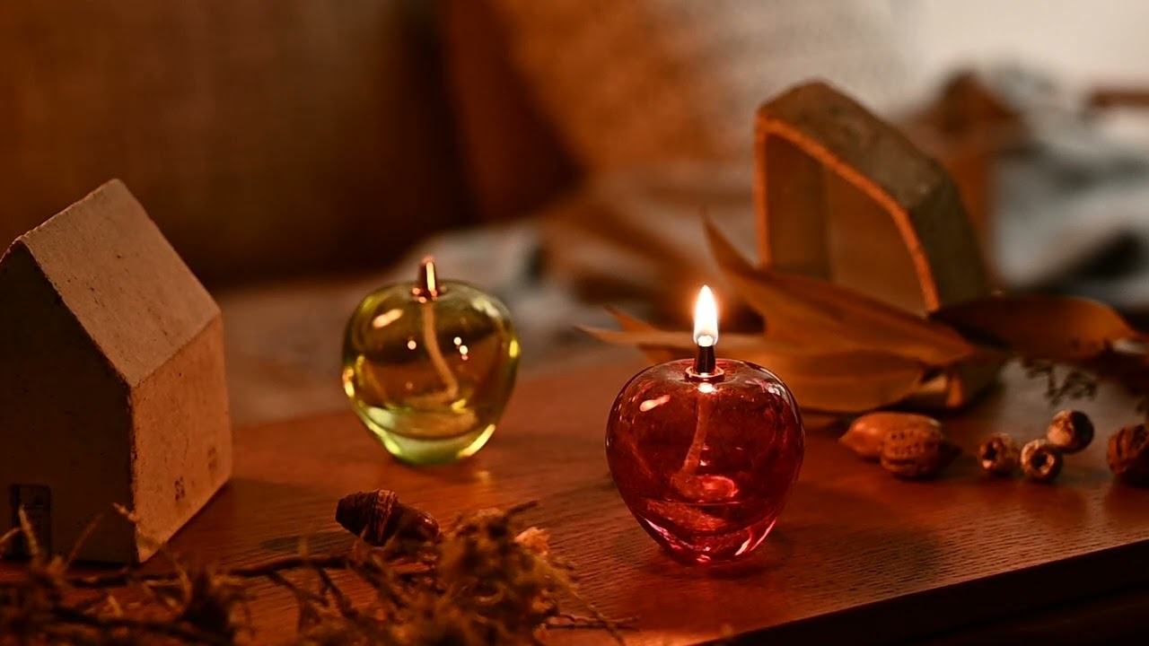 オイルランプ［2月］ | シリーズ | ハンドメイドガラスの伝統工芸品