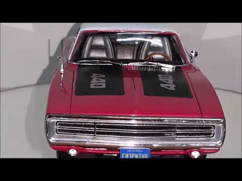 Review of an Auto World Authentics 1:18 1970 Dodge Charger R/T SE