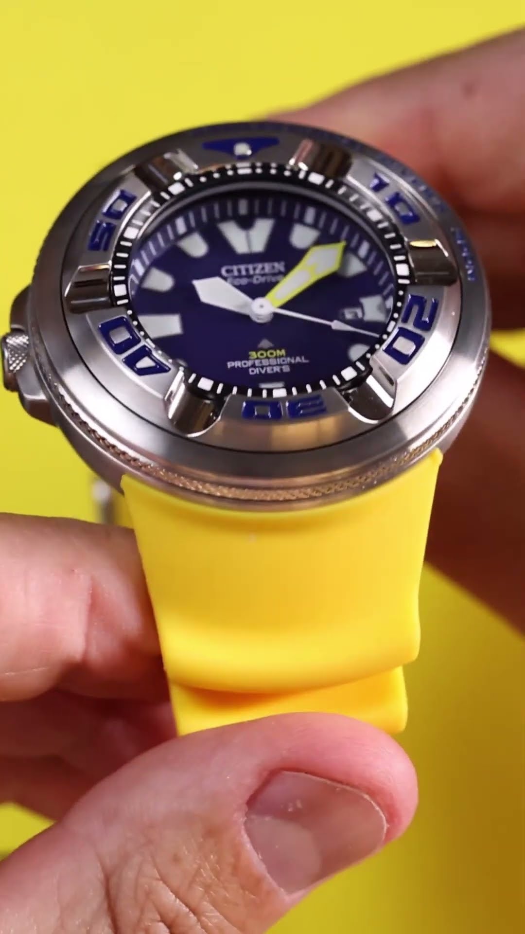 Citizen Ecozilla BJ8058-06LN - JJ Watchmakers - YouTube