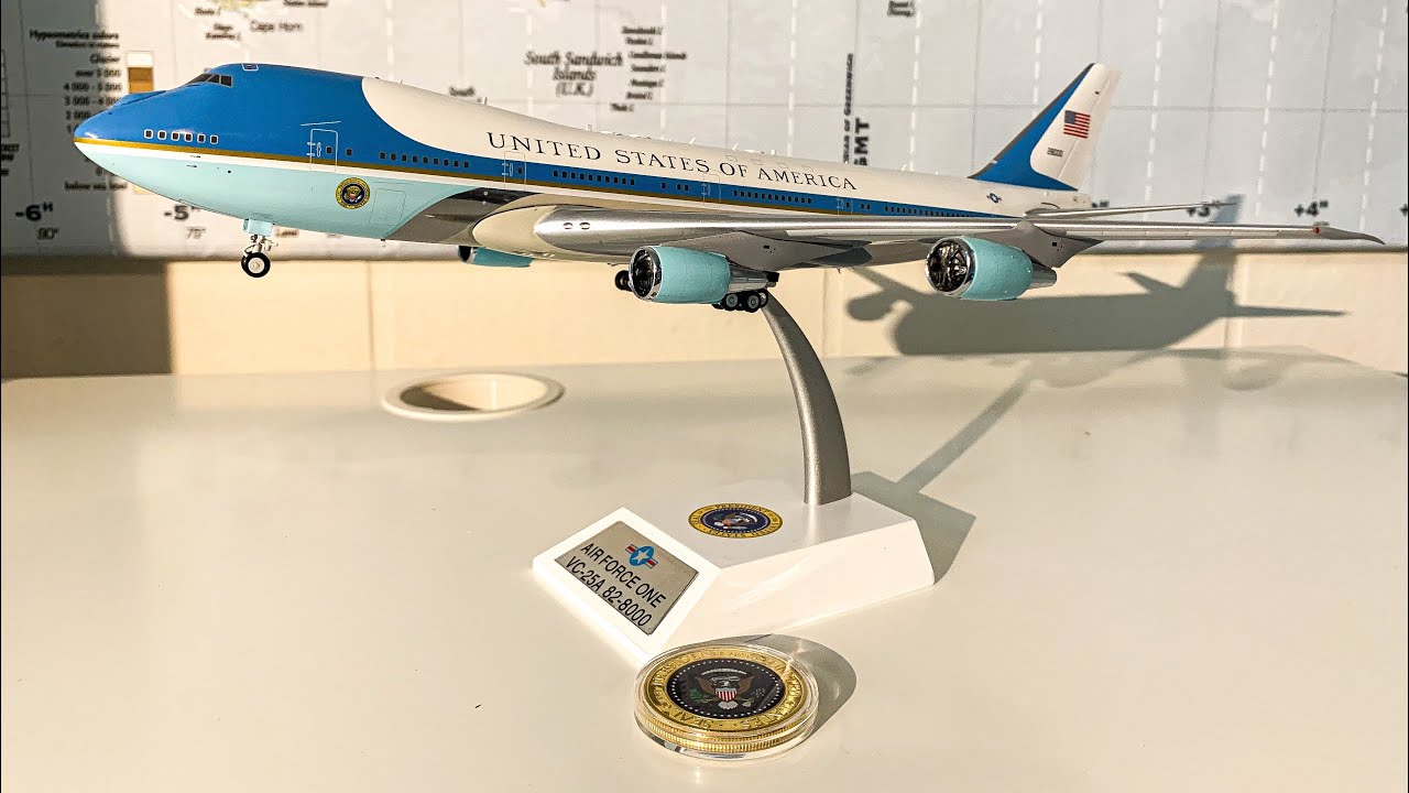 Inflight200 Air Force One VC-25A 1:200 - YouTube