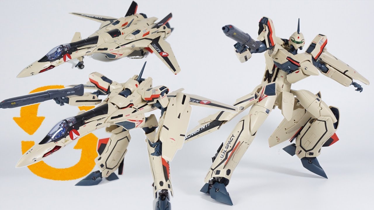 Transformation Bandai DX Chogokin YF-19 (Macross Plus) Fighter