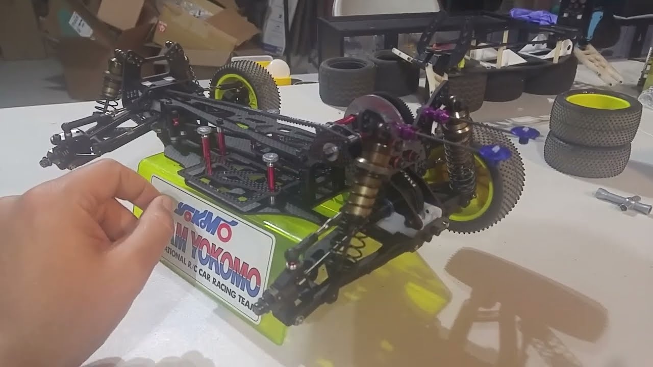 Kyosho Lazer ZX-S Evo reproduction build, Part 2 - YouTube