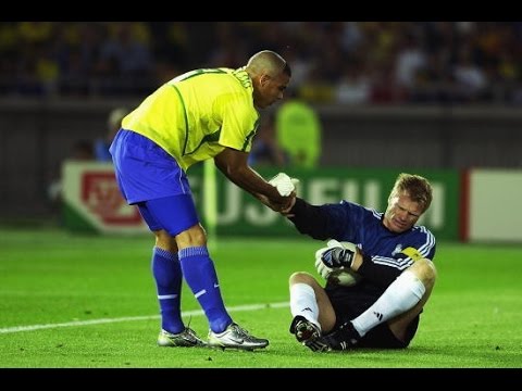 Ronaldo Brazil World Cup 2002 Story & Highlights - YouTube