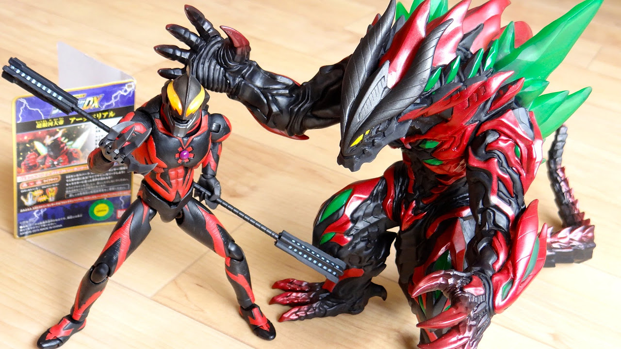 Super-giant & super-sculpted! Ultra Monster DX Arch Belial Review