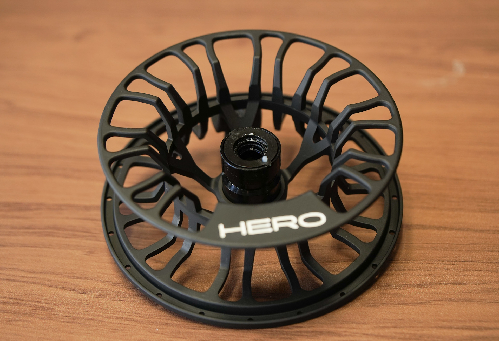 ビジョン フライリール ヒーロー | Fly Fishing BLOOD KNOT | ブラッド