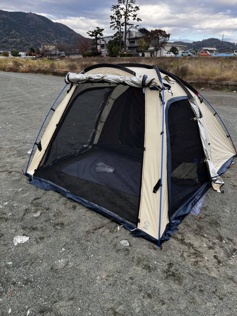 ホールアース アーストリッパー 2.0 元箱付き。 こんなテントが