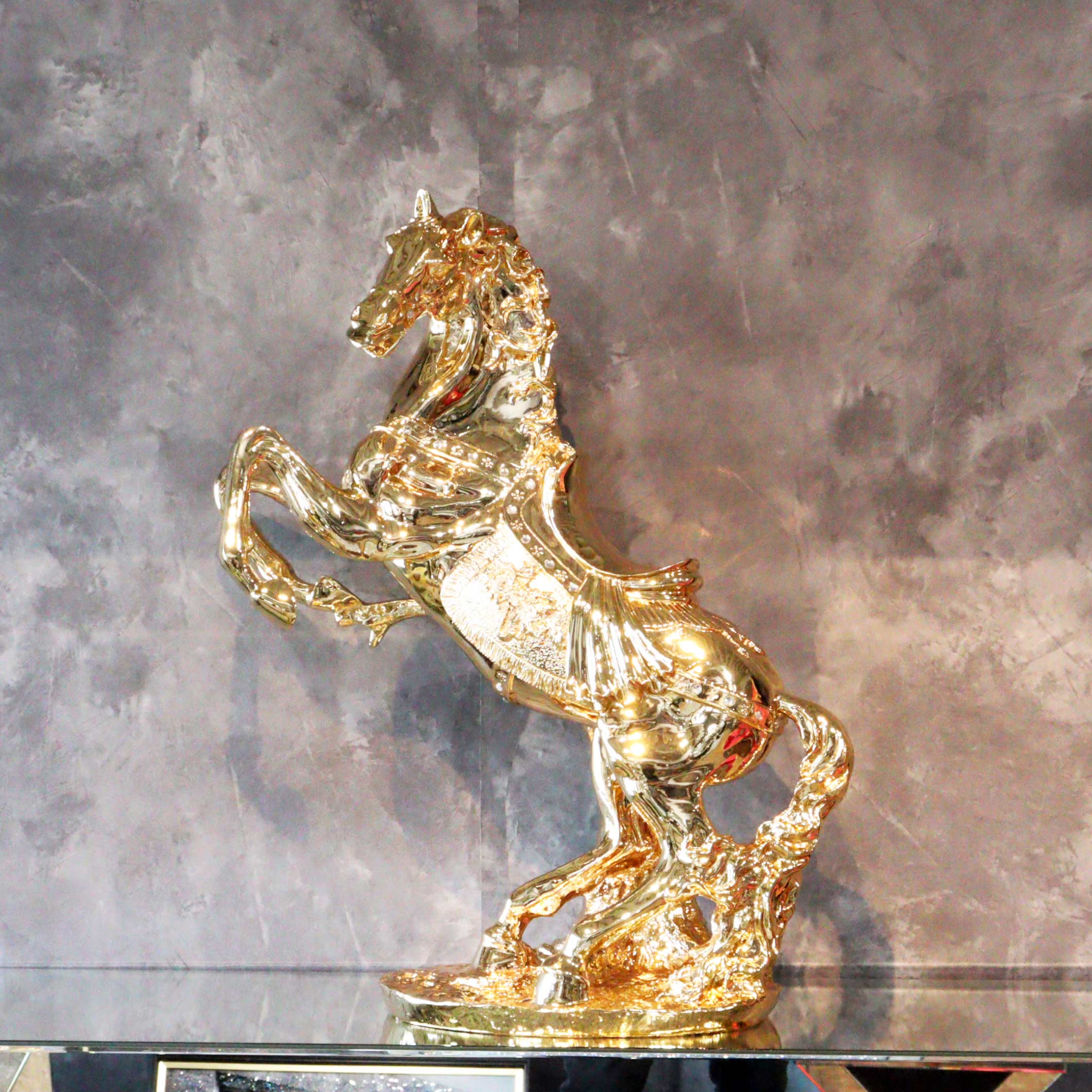 馬のオブジェ 置物 ゴールド 風水 金運 縁起物 – 輸入家具のインテリア北欧