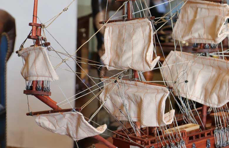 帆船 ロワイヤルルイ フランス 軍船 モデルシップ ROYAL LOUIS – 輸入