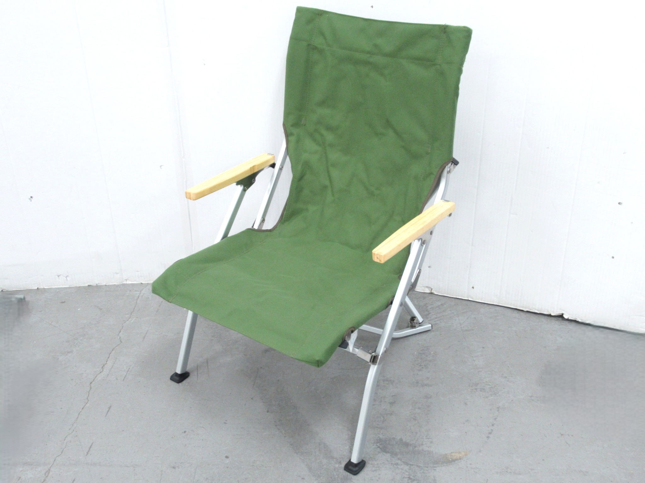 我が社の上司はザコ】ローチェア30 グリーン&カーキ 2脚セット 我が社