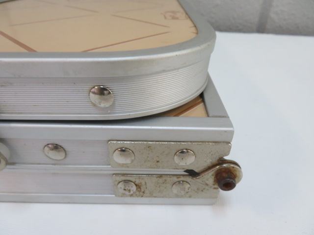 三つ折りテーブル | アウトドア用品・アウトドアグッズの中古通販