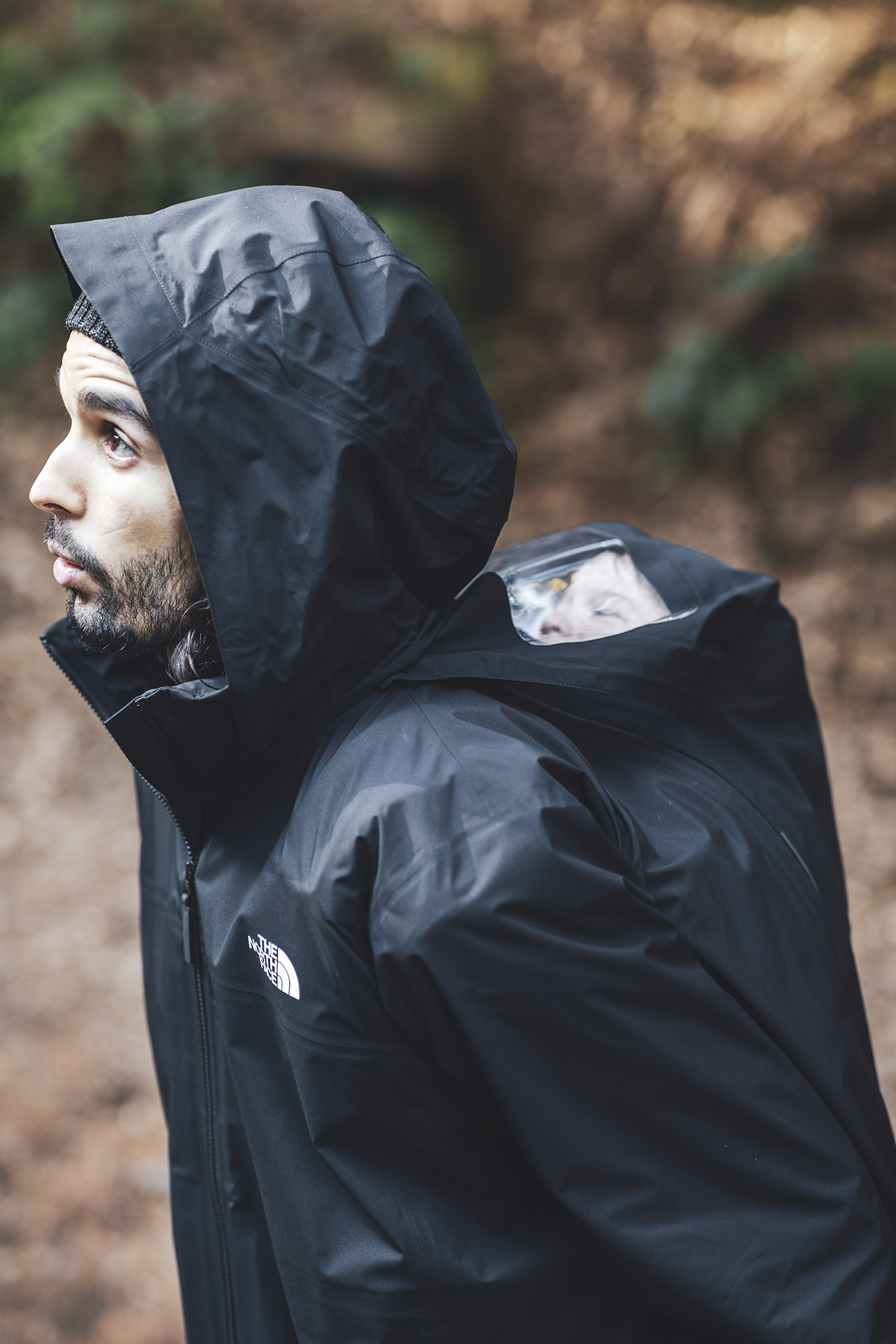 産後もパパと使える！「ザ・ノース・フェイス」のマタニティレイン