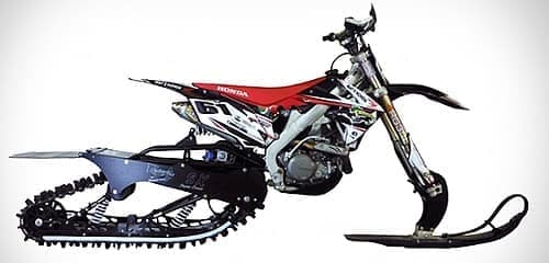 オフロードバイクをキャタピラ付きのスノーバイクにする「Mountain
