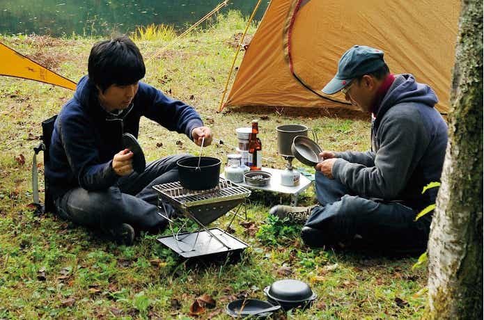 このサイズ感にハマる。スノーピーク「コンボダッチデュオ」の発想が