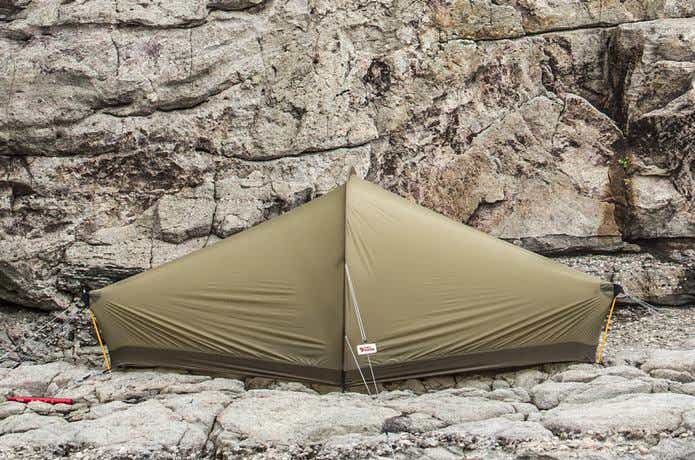 これぞフェールラーベン！スマートな見た目の超軽量ソロテント「Abisko