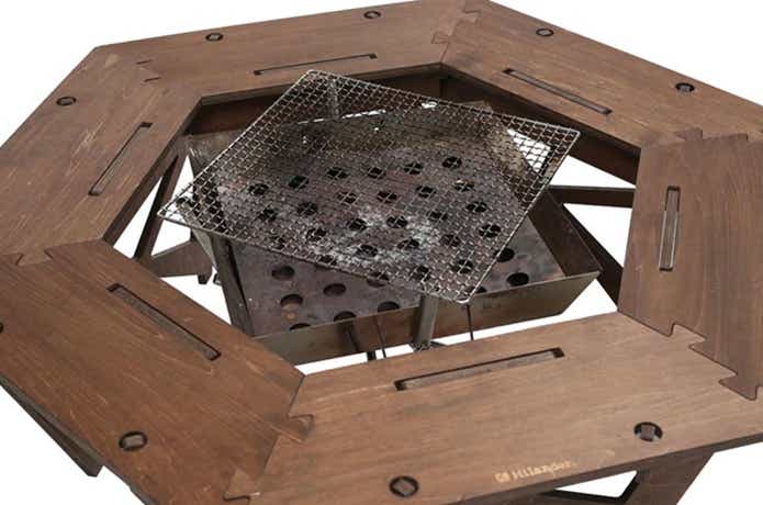 まるでパズル！？ハイランダーから「プライウッドヘキサゴンテーブル