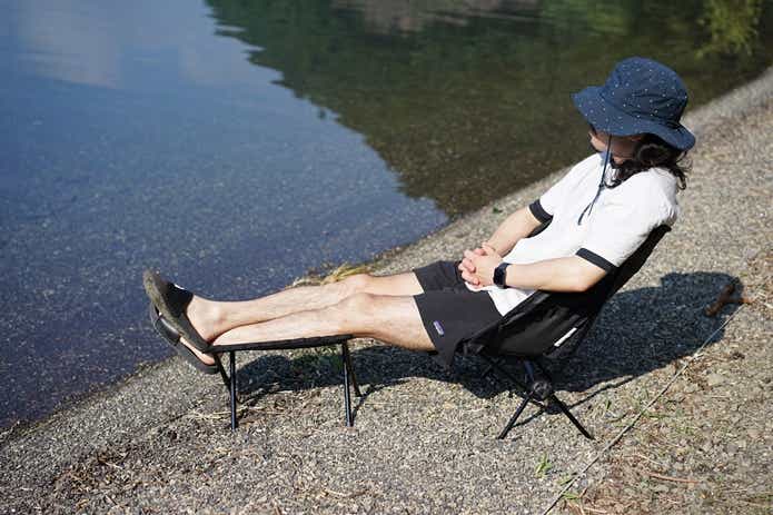 キャンプスツールの決定版？！優秀すぎるヘリノックス の「スピード