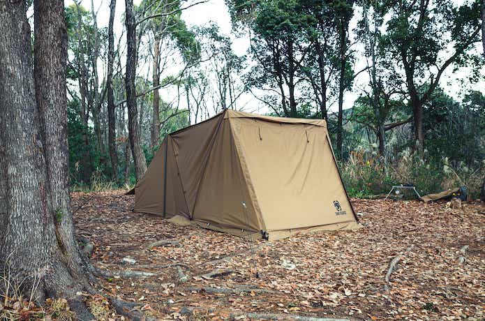 ひろ〜い前室で弱点を克服！ワンティグリスのパップテントが