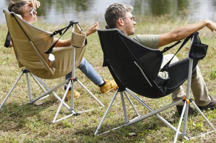 もう普通の椅子には戻れない」ゆらっと包まれる、ハンモックチェア