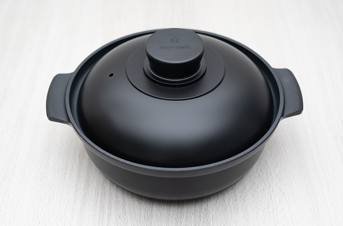 スノーピーク×WILD-1別注の「野宴鍋24」登場！冬キャンプの“ちょうど