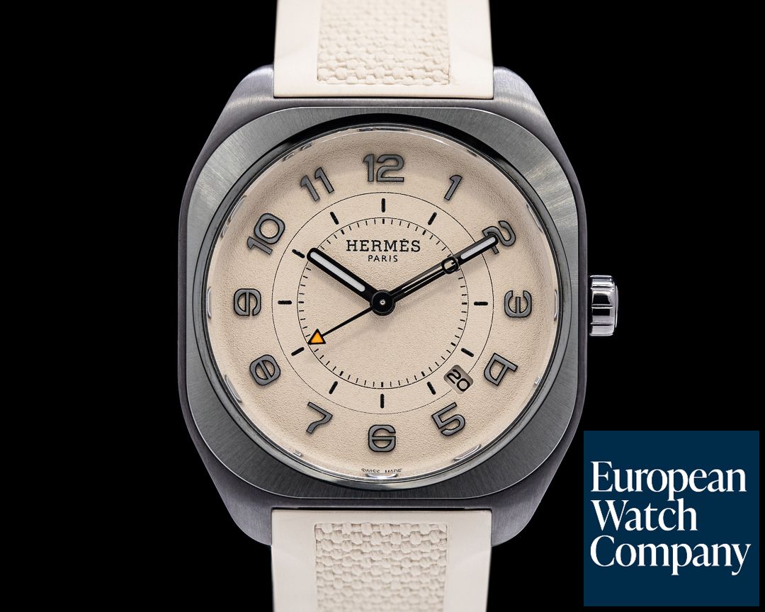 61410) Hermes H08 Limited for HODINKEE Titanium / Ceramic Beige