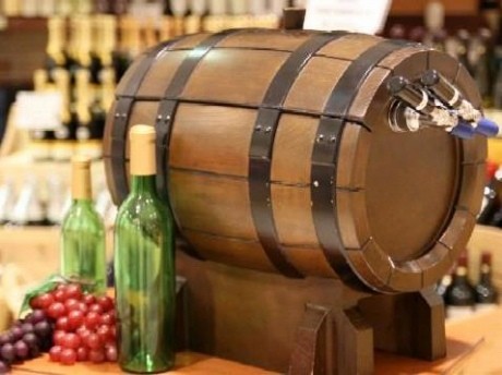 そごう横浜が「樽生ボジョレー・ヌーボー」の限定量り売り - ヨコハマ