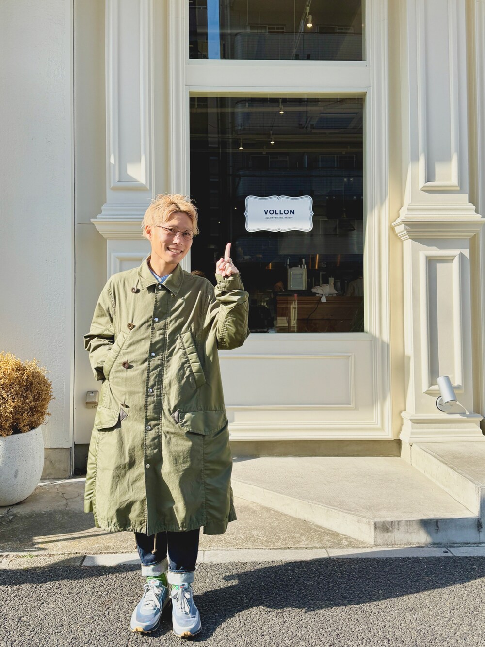 Sacaiのステンカラーコートを使った人気ファッションコーディネート - WEAR