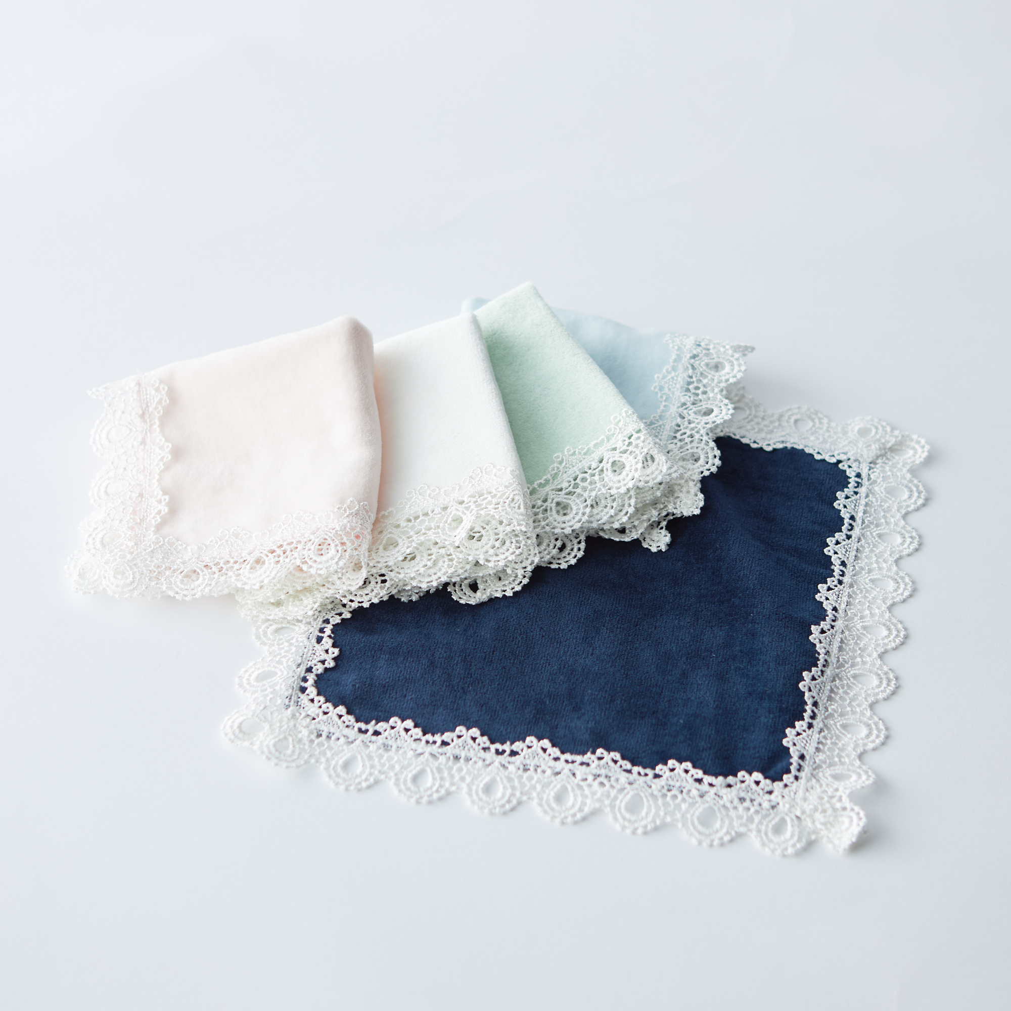 名入れギフト】近沢レース店ミニタオルハンカチ（ミニヨン） | 近沢